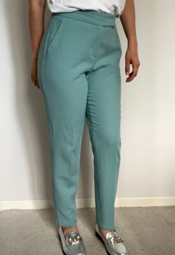 Pantalon chino turquoise S. Oliver Taille 38