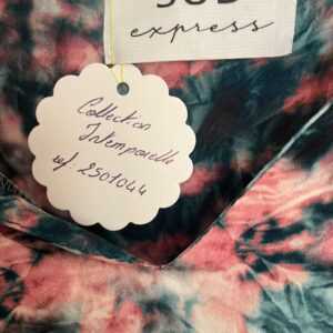 Référence du t-shirt effet froissé bleu et rose Sud Express